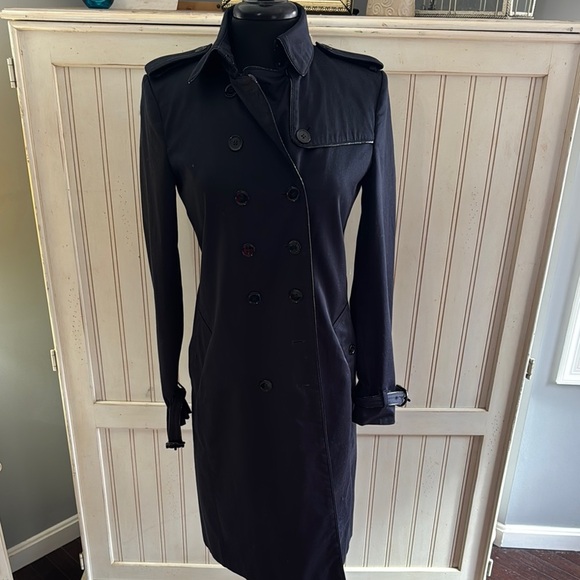 Burberry Women's Midnight Double-Breasted Trench Coat - Picture 2 of 16